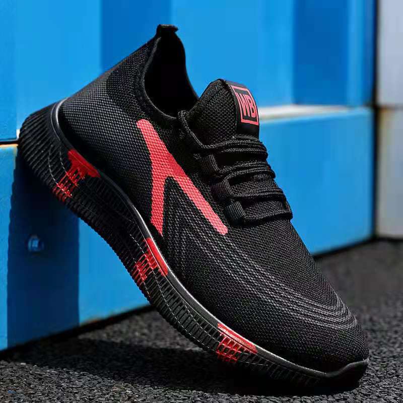 Manufacturer's new men's casual shoes breathable sports running shoes soft sole trend lightweight fly woven shoes one piece dropshipping